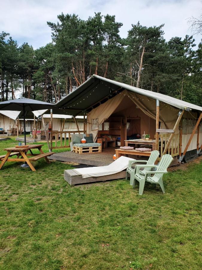 Vakantiepark De Bergen Wanroij - Safaritent ภายนอก รูปภาพ