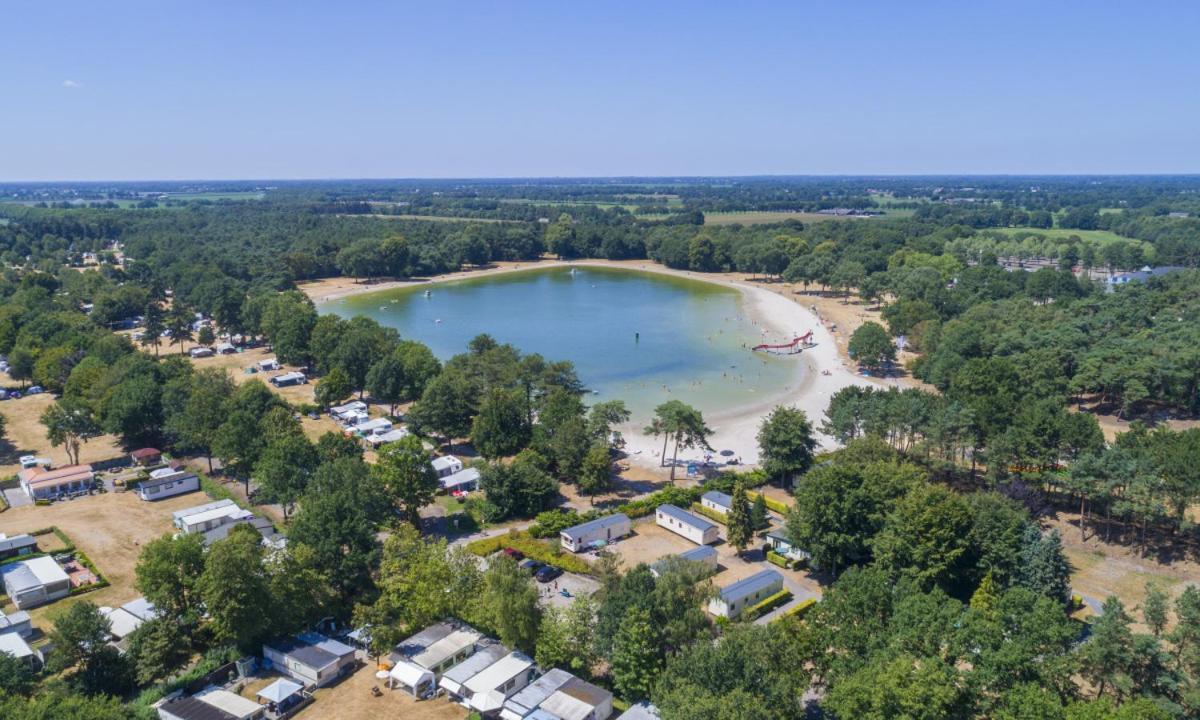 Vakantiepark De Bergen Wanroij - Safaritent ภายนอก รูปภาพ